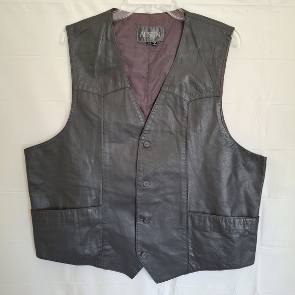 austin gal Other - Austin Black Leather Vest Men's Size 46 Pockets * Flaws